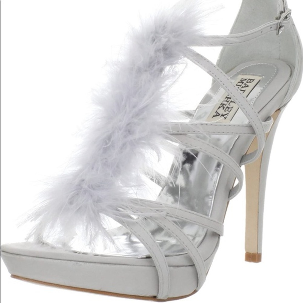 Badgley Mischka Gladys Feather Platform Sandals In Gray Size 8